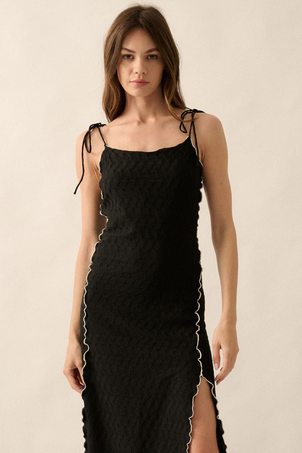 Black Geometric Knit Lettuce-Edge Midi Dress