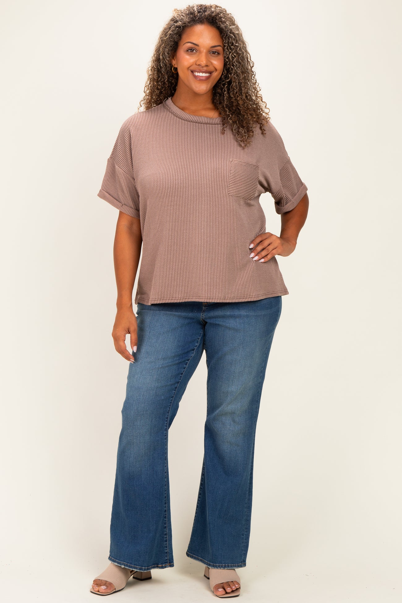 Mocha Plus Raised Rib Short Sleeve Front Pocket Top